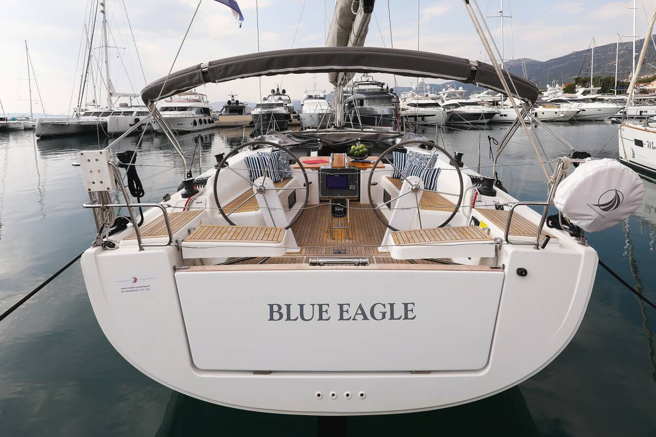 Hanse 418 Blue Eagle video