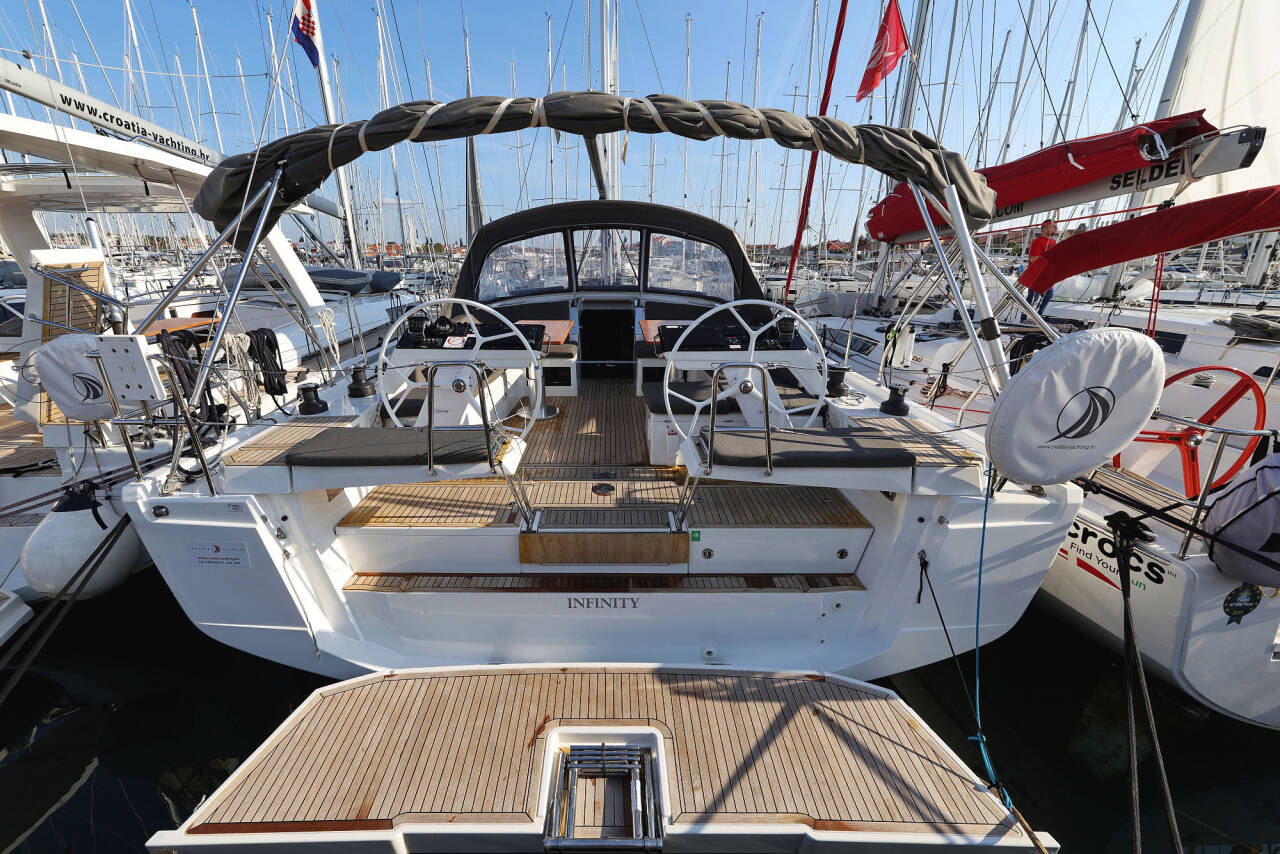 Hanse 460 Infinity video